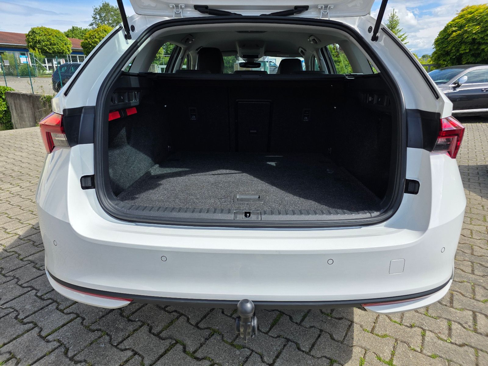 Skoda Octavia 2.0TDI AHK ACC VZE HUD Memory Sitzbelüft foto 20