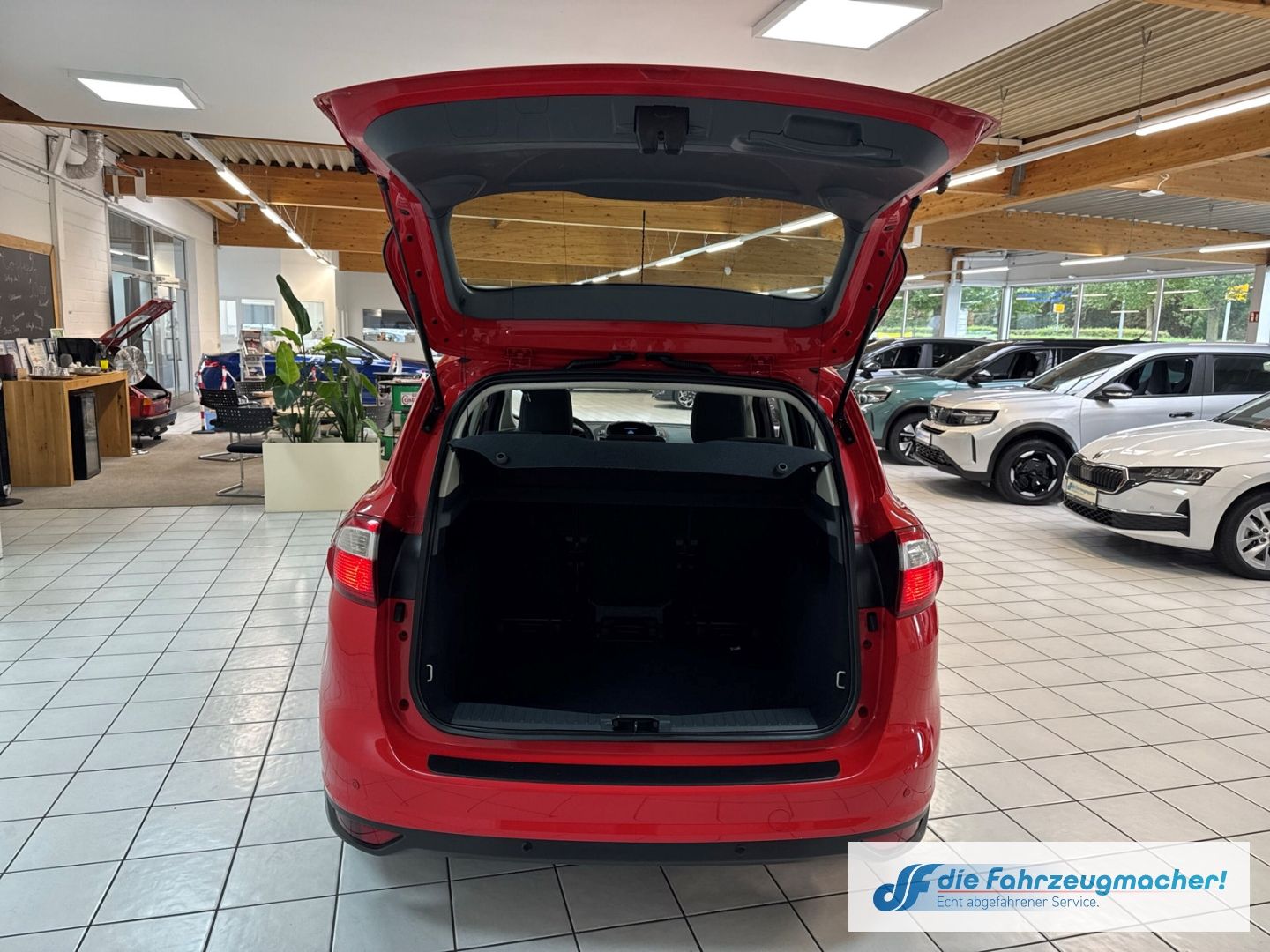 Fahrzeugabbildung Ford C-Max Trend 1,6 Zahnriemen neu *2529