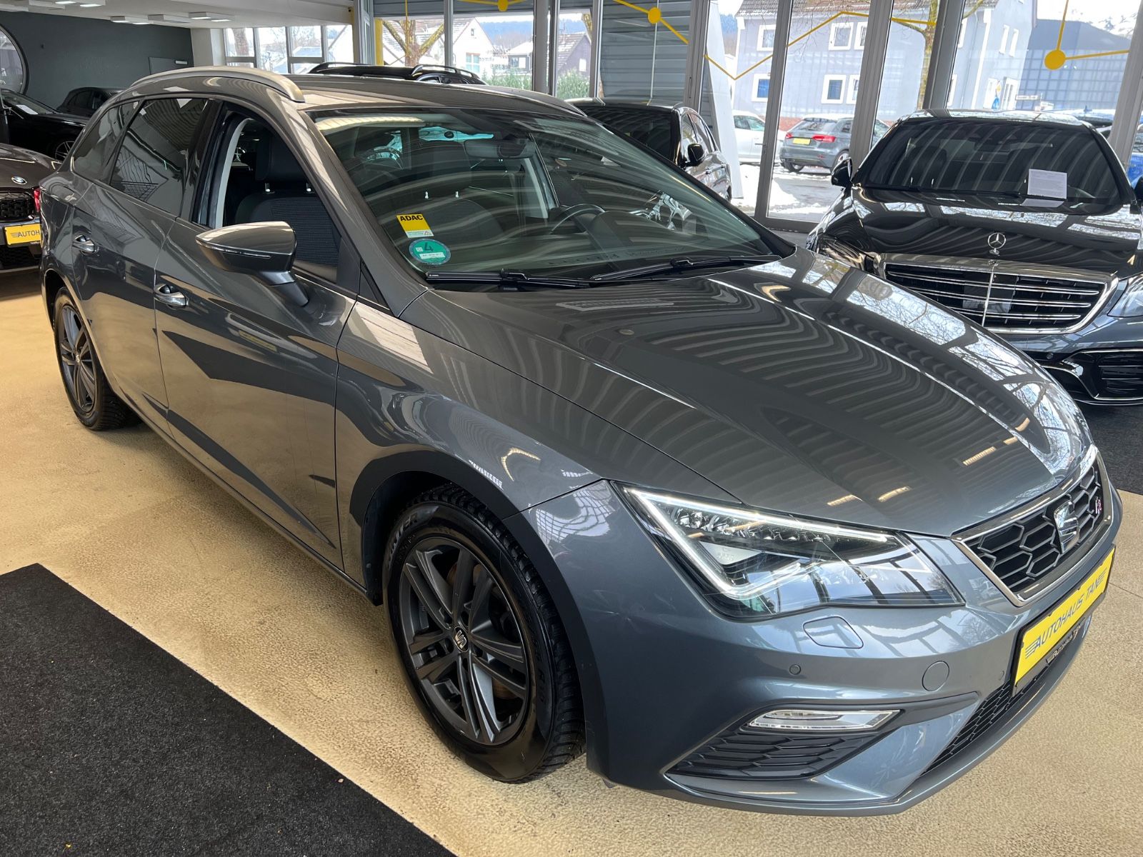 Fahrzeugabbildung SEAT Leon ST 1.8 FR *1.HAND*AMBIENTE-BELEUCHTUNG*