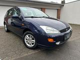Ford Focus 1.6 Ghia*Automatik*Tüv-Neu*Klima*Top Zusta - Ford Focus aus 2001