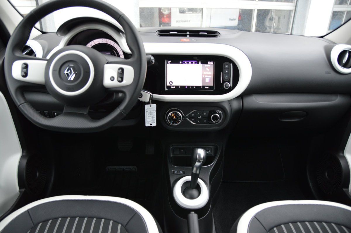 Fahrzeugabbildung Renault Twingo   Techno Electric Navi Kamera Shz Alu