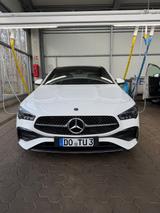 Mercedes-Benz CLA 180 DCT -