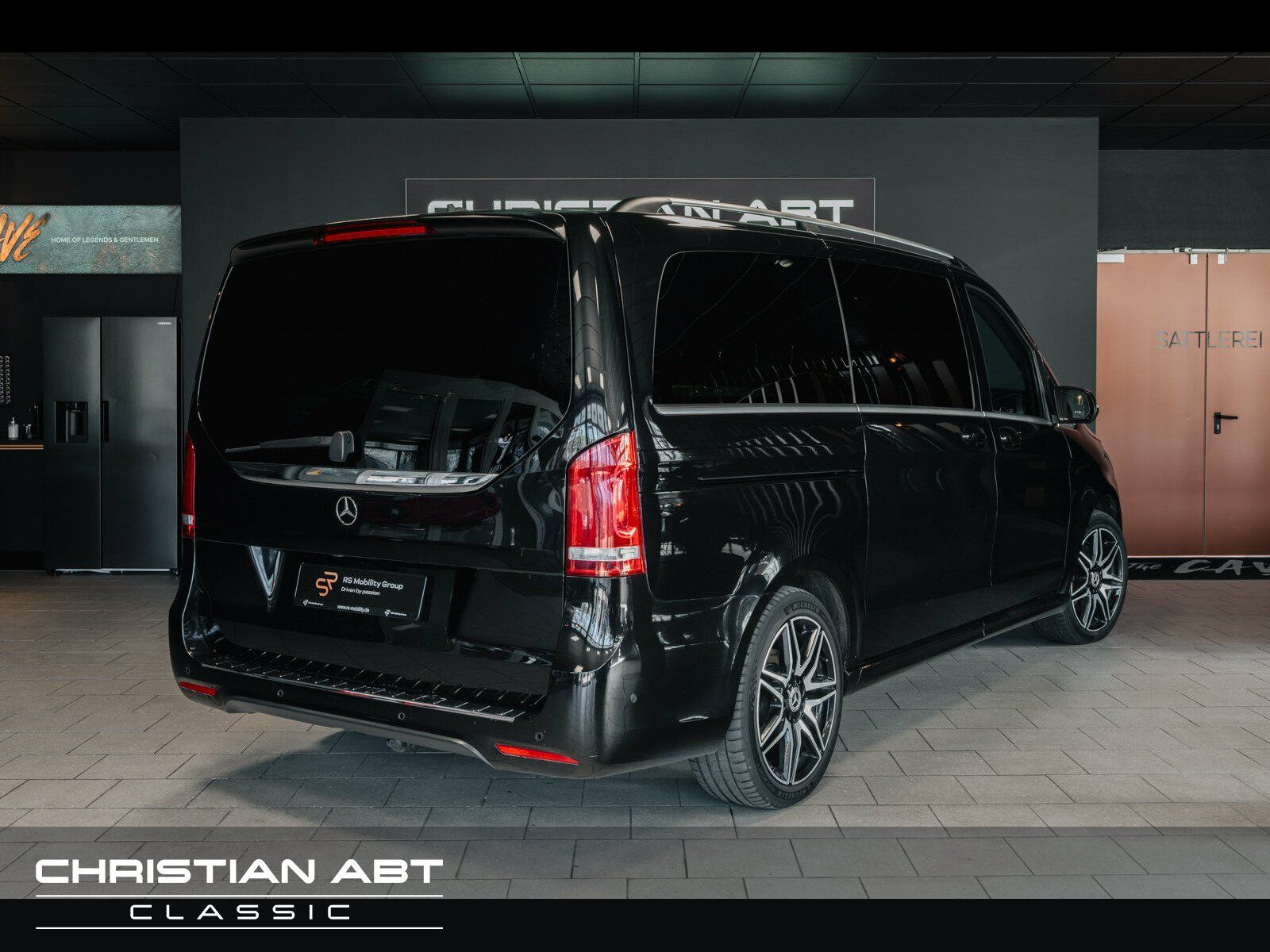 Fahrzeugabbildung Mercedes-Benz V 300 d AMG-Line Avantgarde 4MATIC