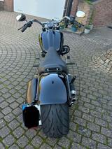 Harley-Davidson Softail Breakout FXSB - HARLEY-DAVIDSON FXS