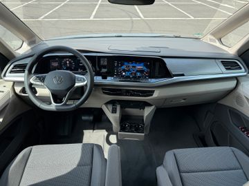 Volkswagen T7 Multivan 2.0TDI DSG Life Edition NAV RFK SHZ