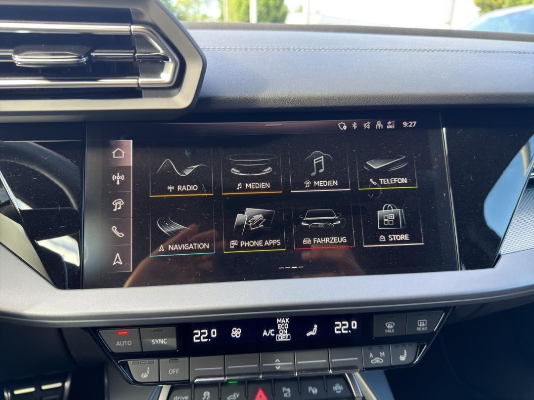Fahrzeugabbildung Audi A3 Sportback TFSI e S line , MATRIX, S Line, Fah
