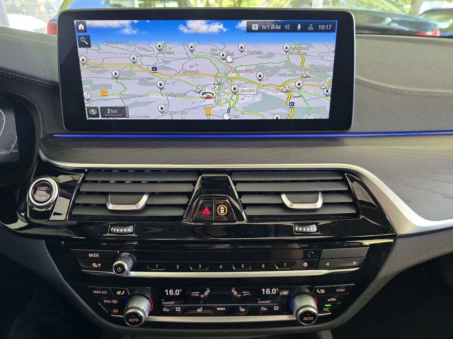 BMW 530 d Luxury Line Laser HUD Kamera AHK Memory ha foto 15