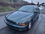 BMW E39 520I - BMW 520 aus 1997: 520i