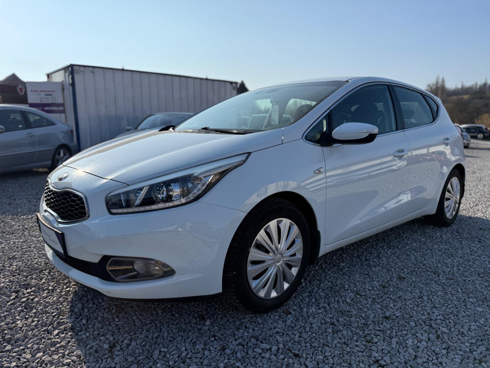 Kia cee'd / Ceed 1.6 GDi I Scheckheft I LenkradHz I