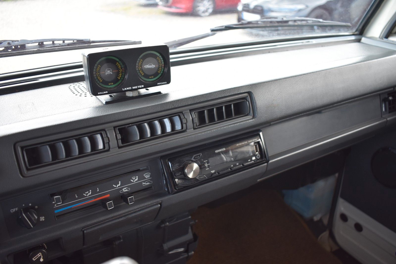 Fahrzeugabbildung Eura Mobil Mitsubishi L300 Euromobil Sofort einsatzbereit H