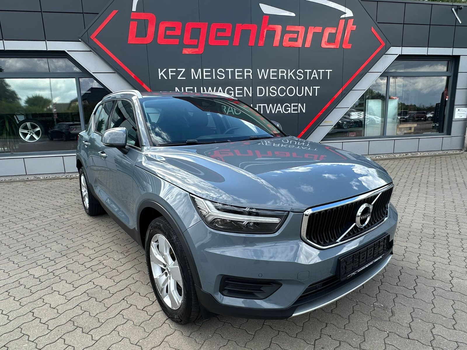 Volvo XC 40 XC40 Momentum Pro 2WD Virtual Nav Temp LED foto 21