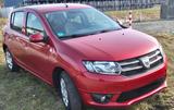 Dacia Sandero 1.2 16V 75 Bj.16 neue Reifen - Dacia Sandero: Rot