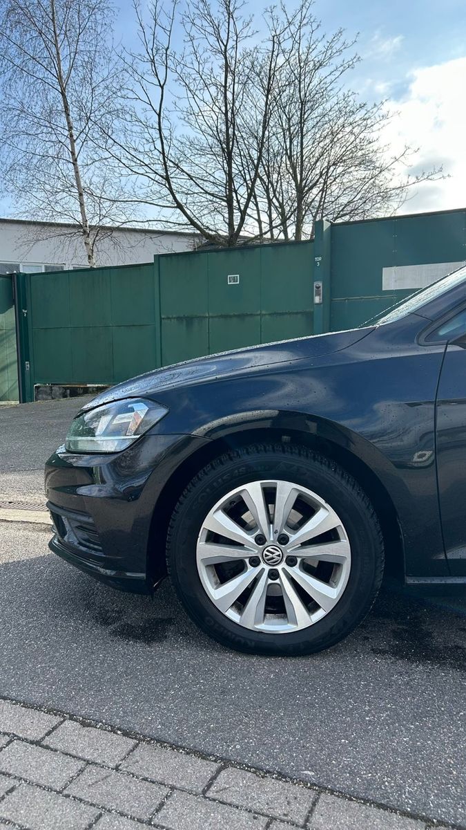 VW Golf