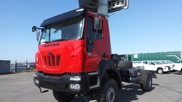 Iveco Astra HD9 44.38 chassis cab rear single wheels