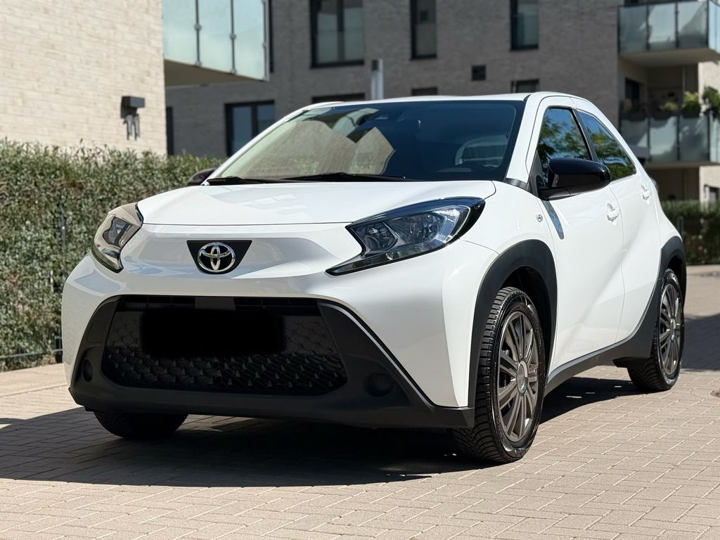 Image of Toyota Aygo (X)