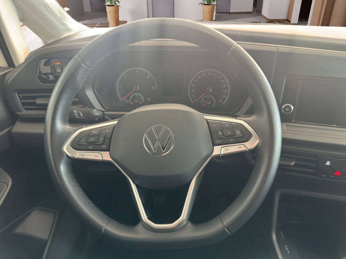 Fahrzeugabbildung Volkswagen Caddy Cargo Maxi 4Motion 2.0 TDI Klima GRA AHK