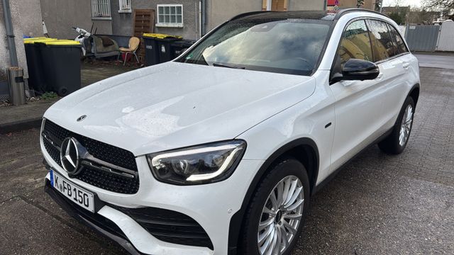 Mercedes-Benz GLC 300 Panorama Memori  4Matic Navi Kamera