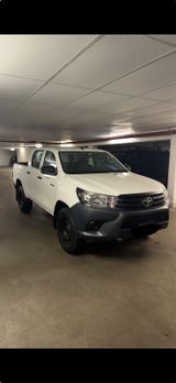 Toyota Hilux - Toyota Hilux mit Diesel-Antrieb: Allradantrieb, Schaltgetriebe