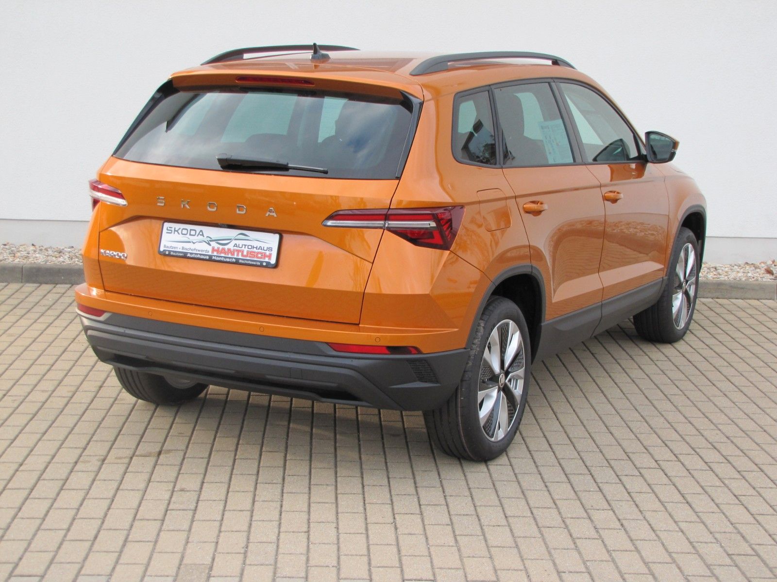 Fahrzeugabbildung SKODA Karoq Selection 1.5 TSI DSG