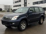 Toyota Land Cruiser 3.0 D-4D Travel Klimaautomatik - blaue Toyota Land Cruiser