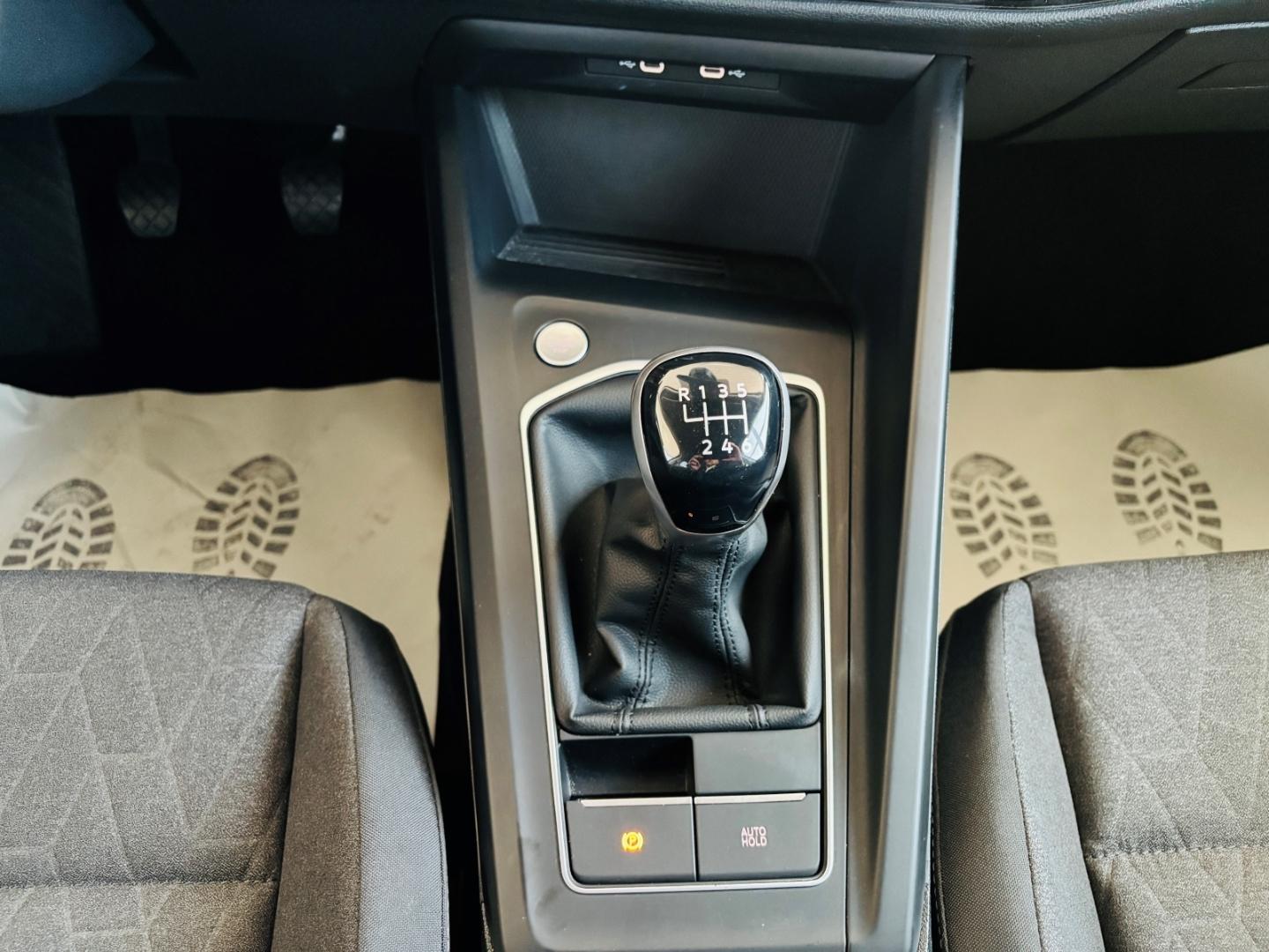 Volkswagen Golf VIII 1.5 TSI LIFE LED SHZ ACC PDC CARPLAY G, миниатюра 12