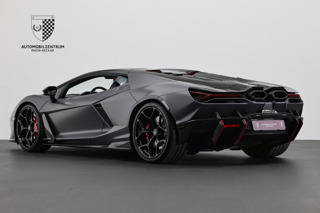LAMBORGHINI Revuelto 2025