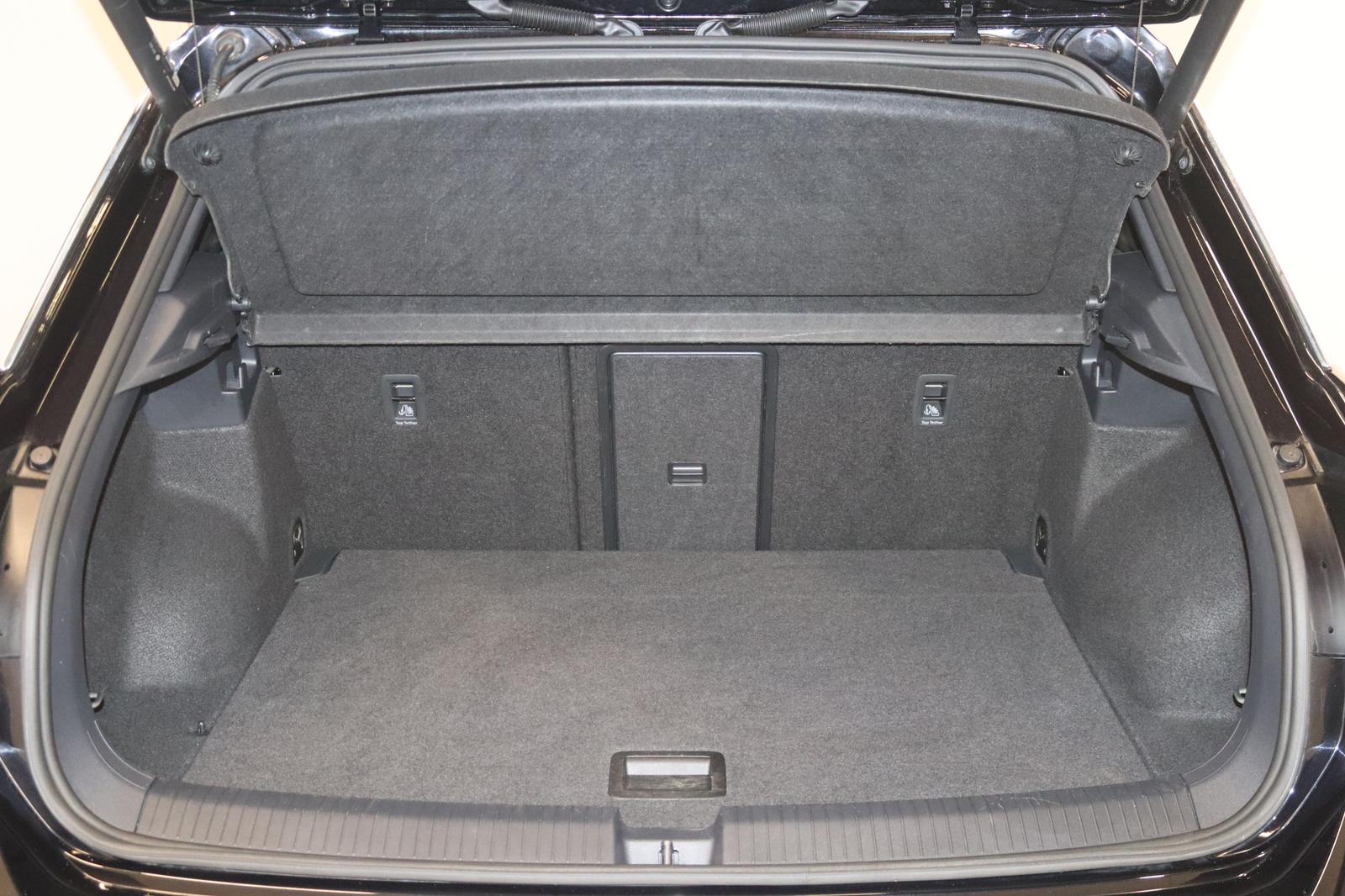 Volkswagen T-Roc 2.0 TSI DSG 4M. R-Line-NAV-IQ-VIRT.-AHK-, миниатюра 7