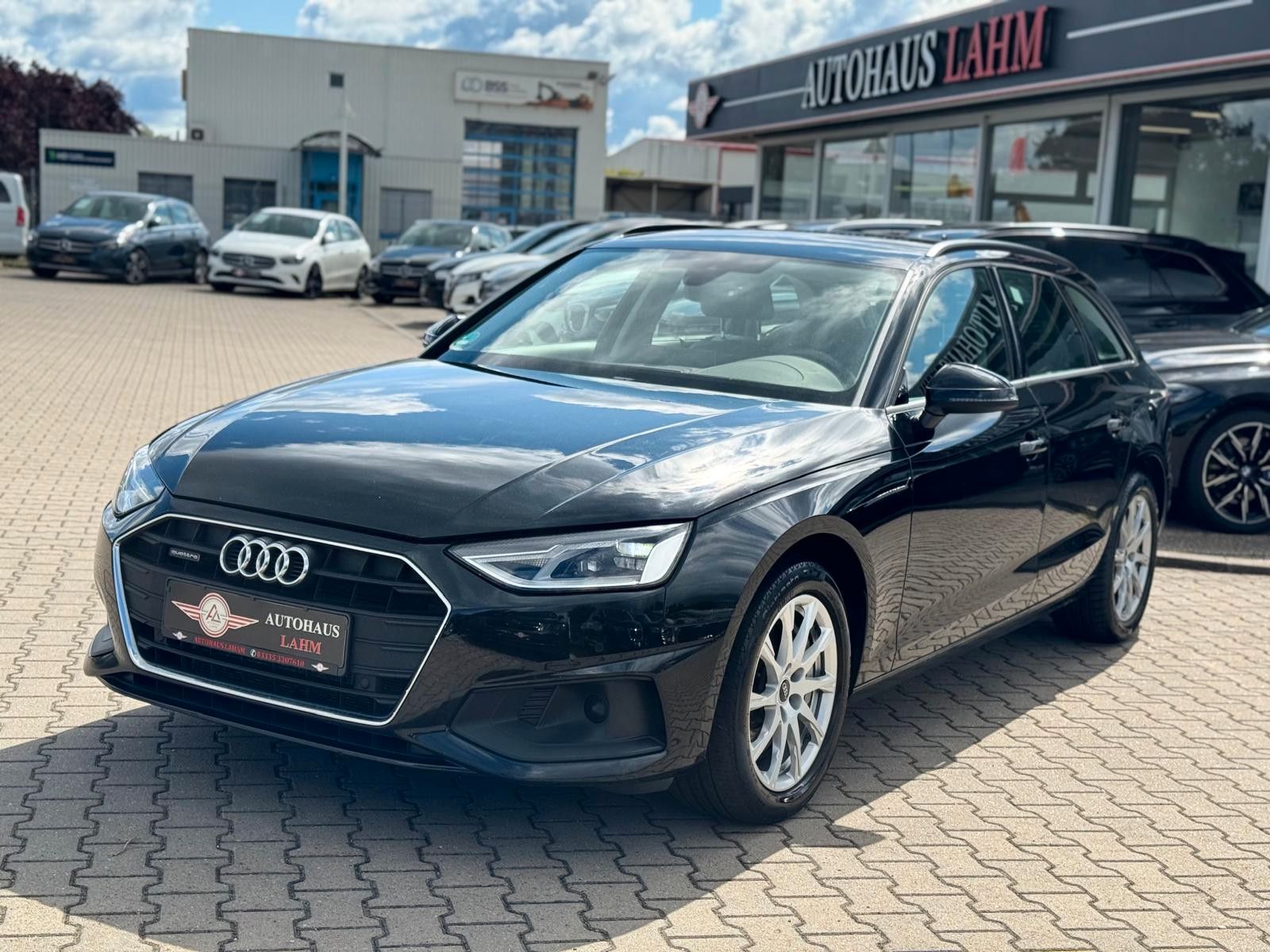 Audi A4 Avant 50 TDI QUATTRO"S-LINE"AHK*ABSTAND.*NAVI imagem 2