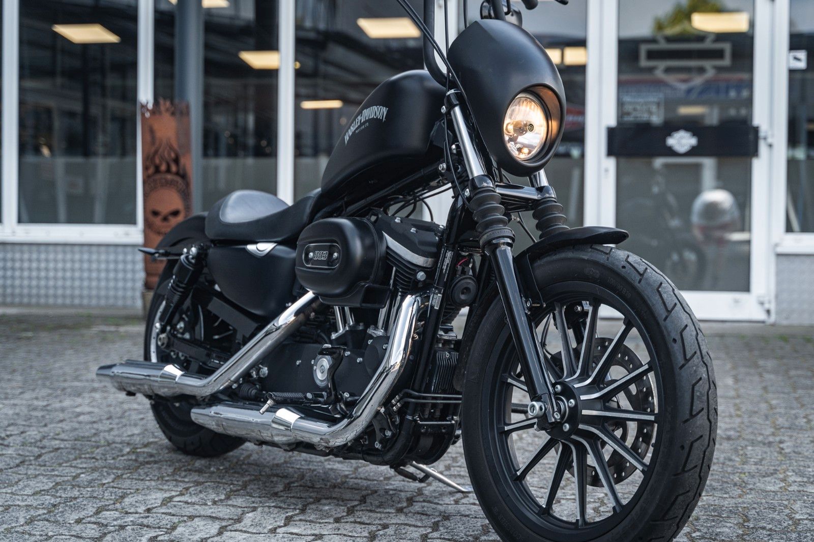 Fahrzeugabbildung Harley-Davidson XL883N IRON SPORTSTER - APE-Lenker