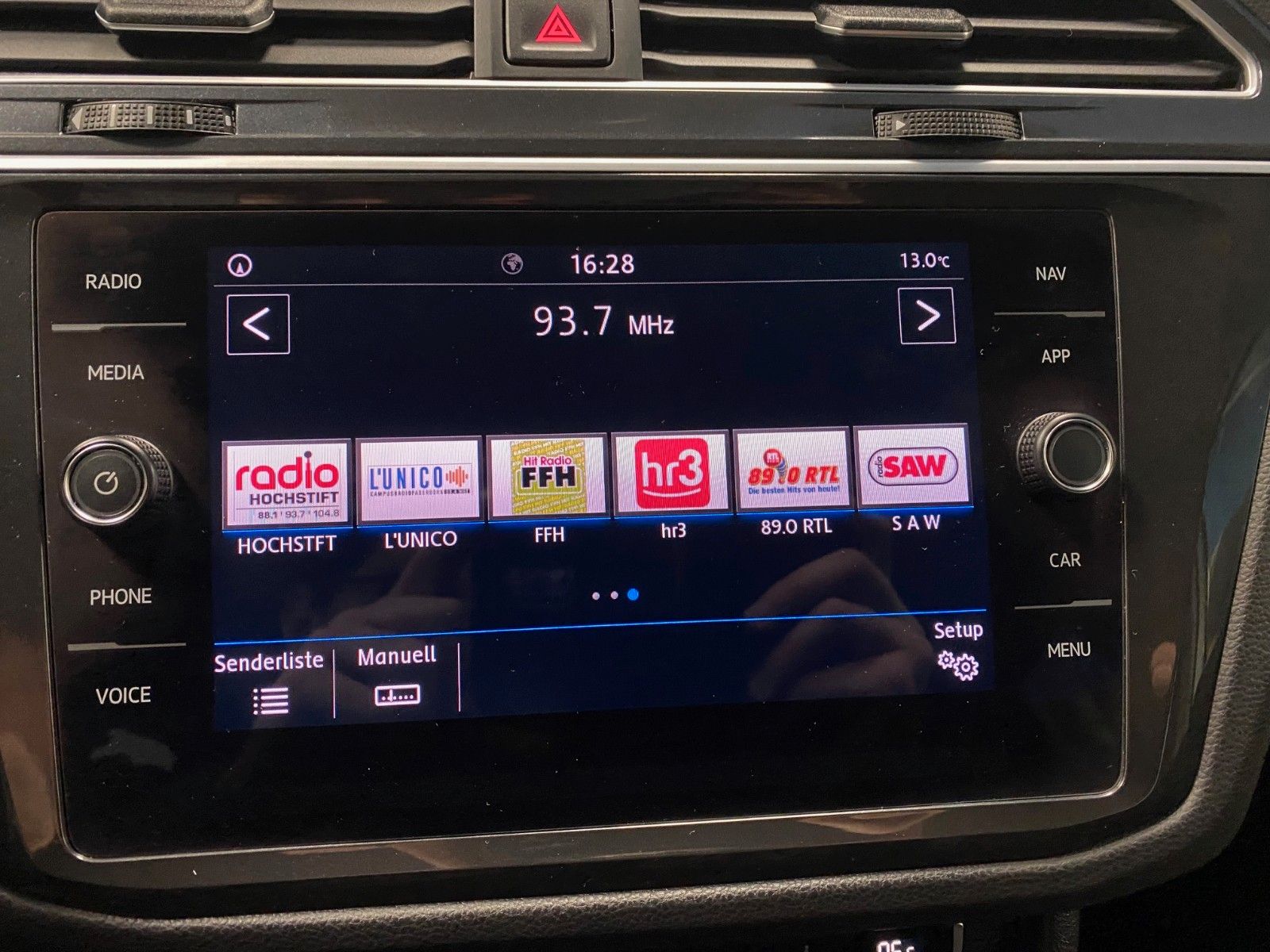 Fahrzeugabbildung Volkswagen Tiguan 1.5 TSI Trendline+NAVIGATION+ALLWETTER+BC