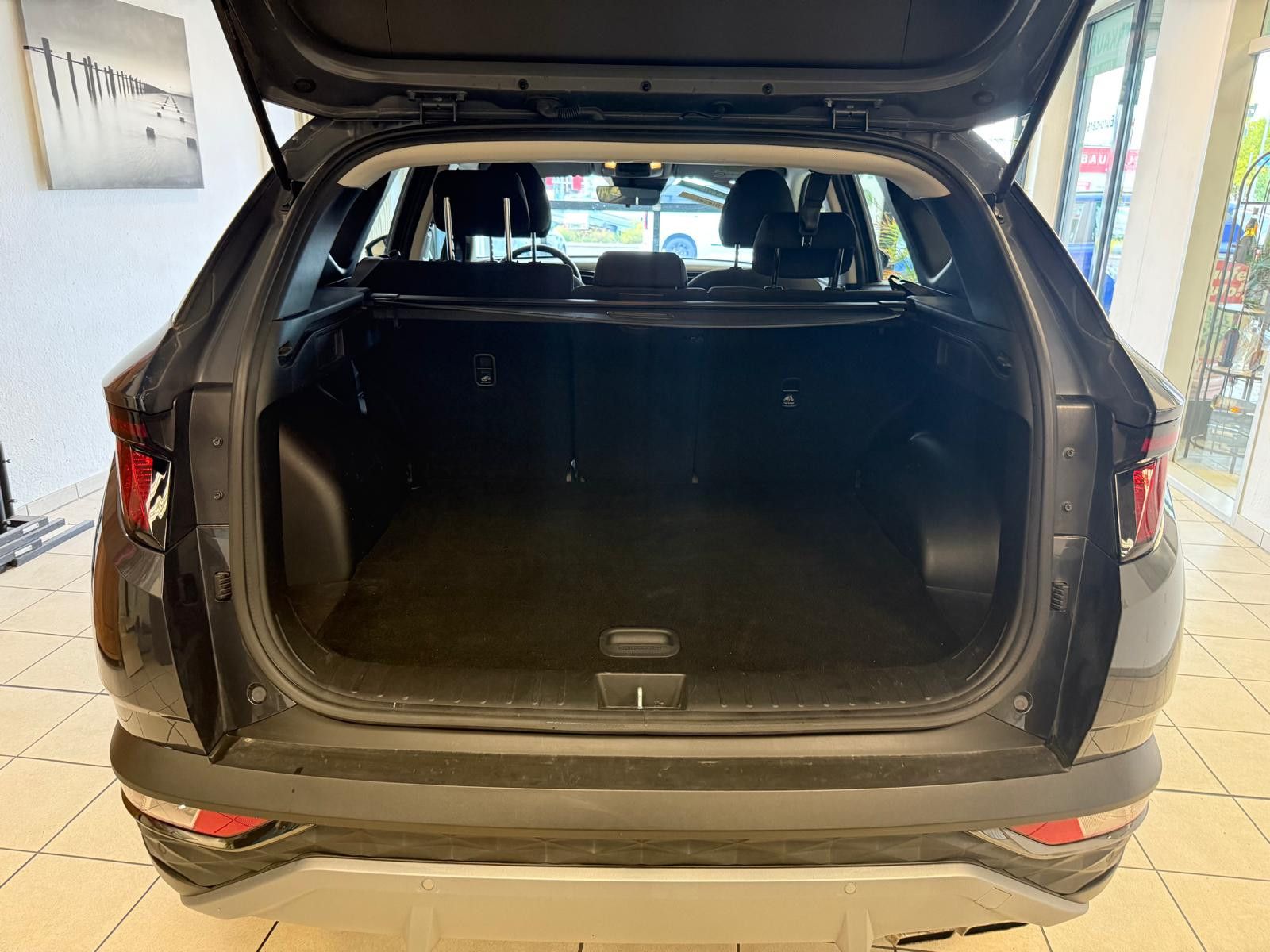 Fahrzeugabbildung Hyundai Tucson Select Mild-Hybrid 4WD / AHK / LED / NAVI