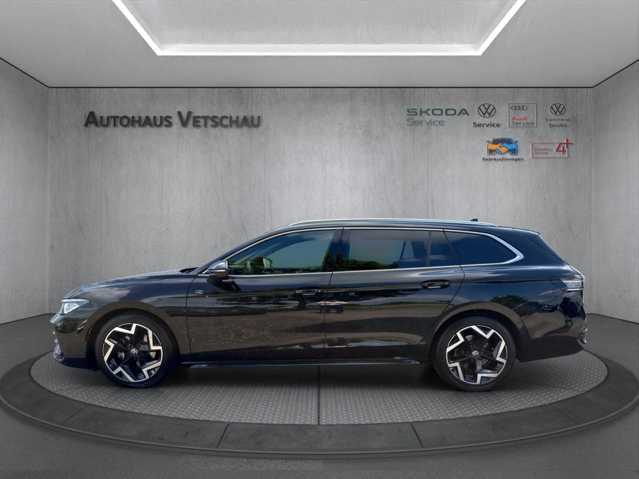 Volkswagen Passat Variant R-Line 2.0 TDI DSG Bluetooth Navi imagem 2