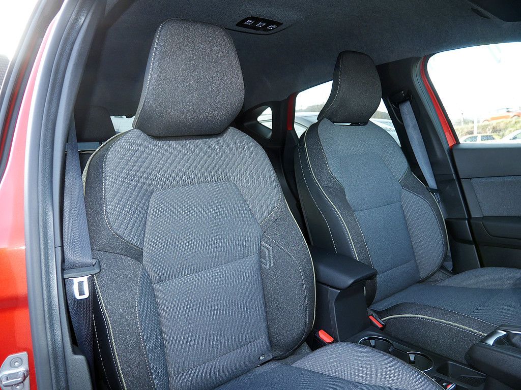 Fahrzeugabbildung Renault Captur Techno TCe 115