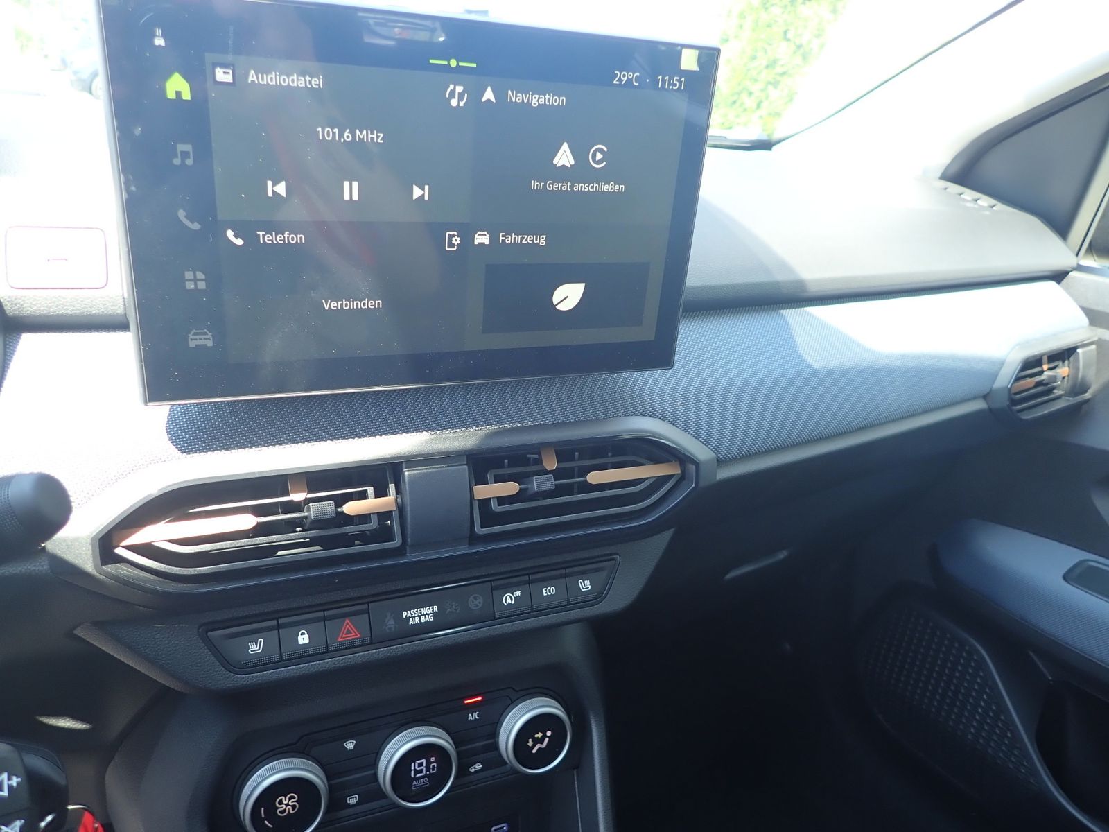 Fahrzeugabbildung Dacia Sandero Stepway Expression TCe 110