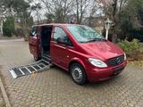 Mercedes-Benz Vito Kombi 115 CDI kompakt - rote Mercedes-Benz Vito