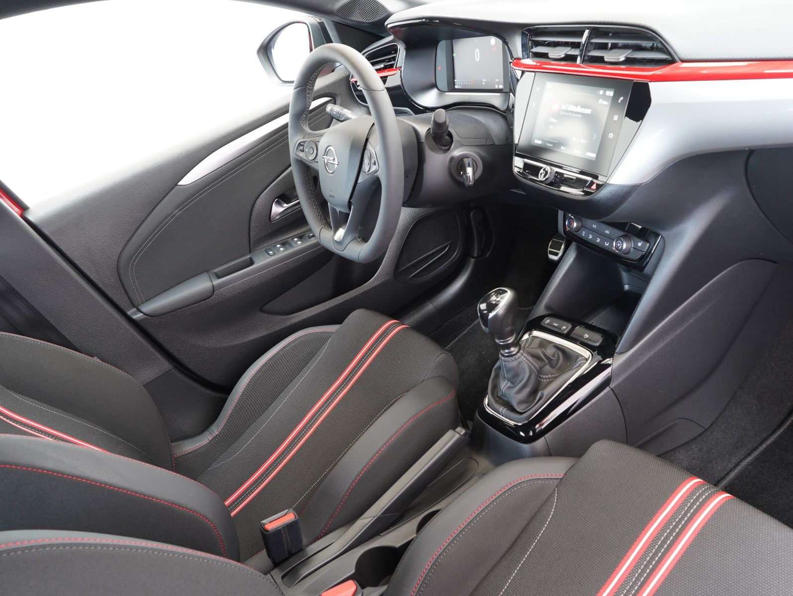 Fahrzeugabbildung Opel Corsa F 1.2 Turbo GS CARPLAY/LED/PDC/SHZ