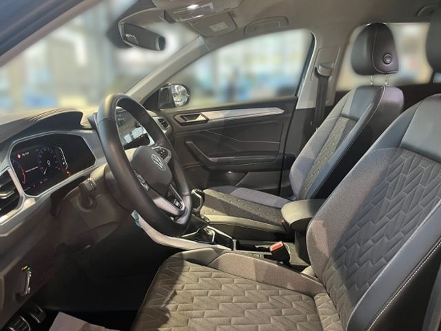Fahrzeugabbildung Volkswagen T-ROC 1.0 TSI GOAL LED-PLUS GJR ACC APP-CONNECT