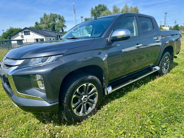 Mitsubishi L200 Plus Doppelkabine 4WD — Bild 1