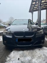 BMW E91 318d - BMW 318 aus 2011: Kombi, 318d