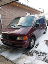 Mercedes-Benz Mercedes Vito - Mercedes-Benz Vito mit Benzin-Antrieb