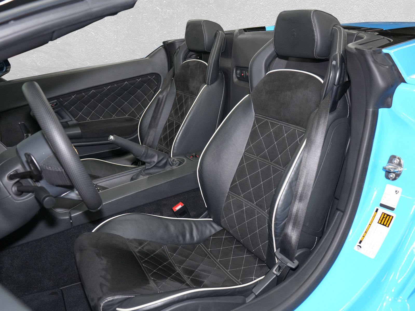 Fahrzeugabbildung Lamborghini Gallardo LP 560Spyder - Lift|19"Apollo|Q-Citura