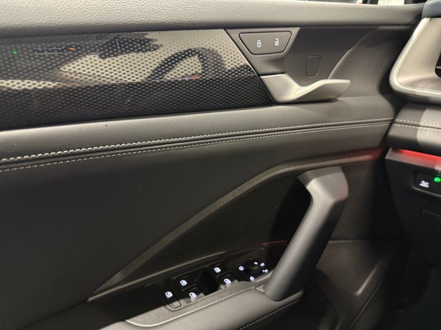 Tayron Life 2.0 TDI 4Motion DSG STANDHZG