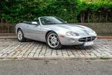 Jaguar XK8 Cabriolet V8 motor - - Jaguar XK8 aus 2001