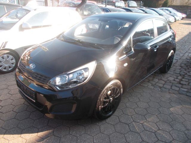 Kia Rio Dream Team 1.Hand