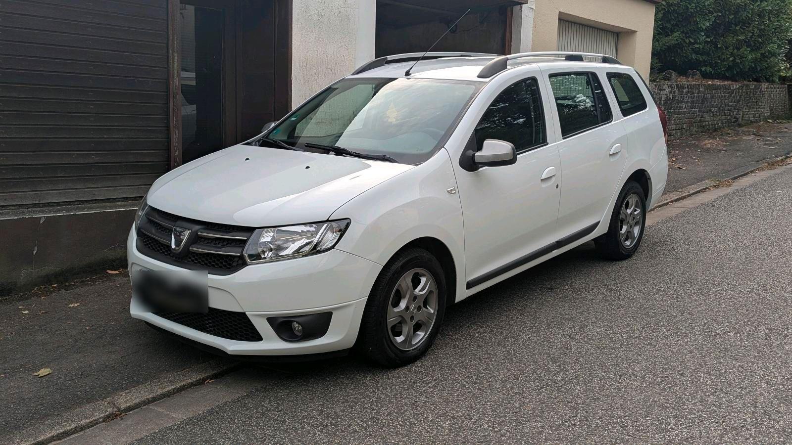 Dacia Logan 2015 — rear view