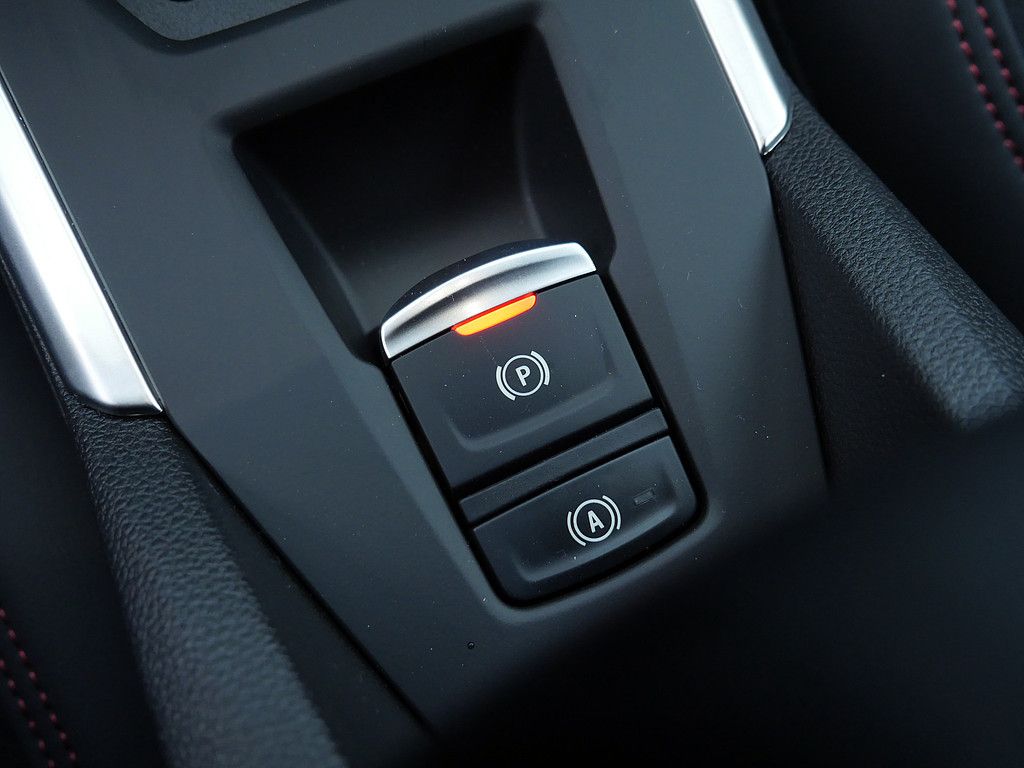 Fahrzeugabbildung Renault Clio Techno Full Hybrid E-Tech 160