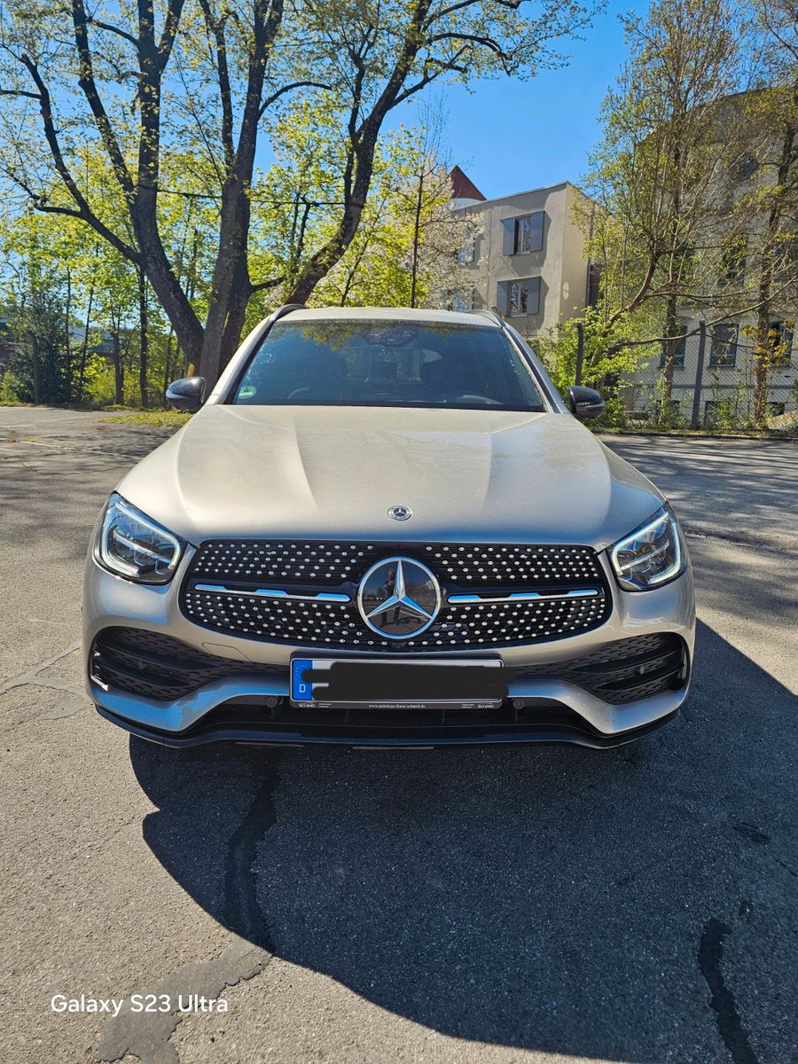 MERCEDES-BENZ GLC 300 4MATIC Autom. -