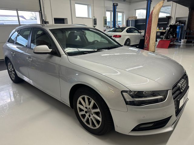 Audi A4 Avant Attraction 1,8 TFSI Automatik