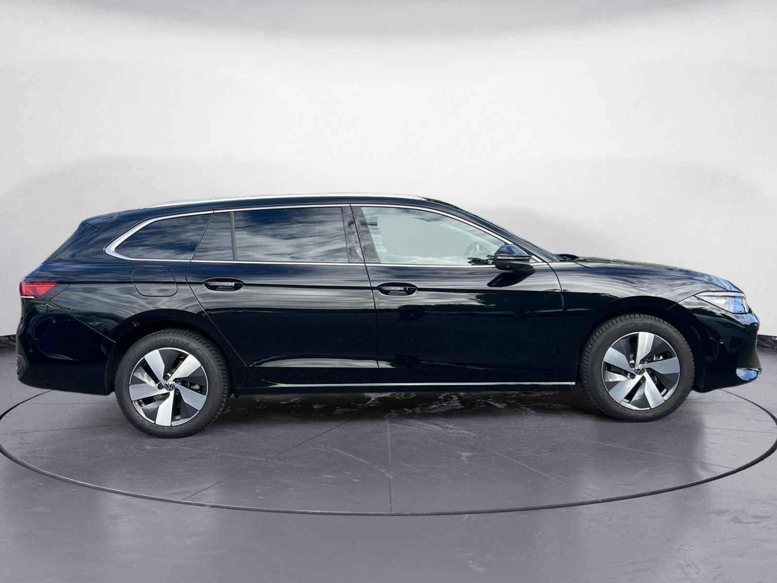 Volkswagen Passat Variant - Bild 6
