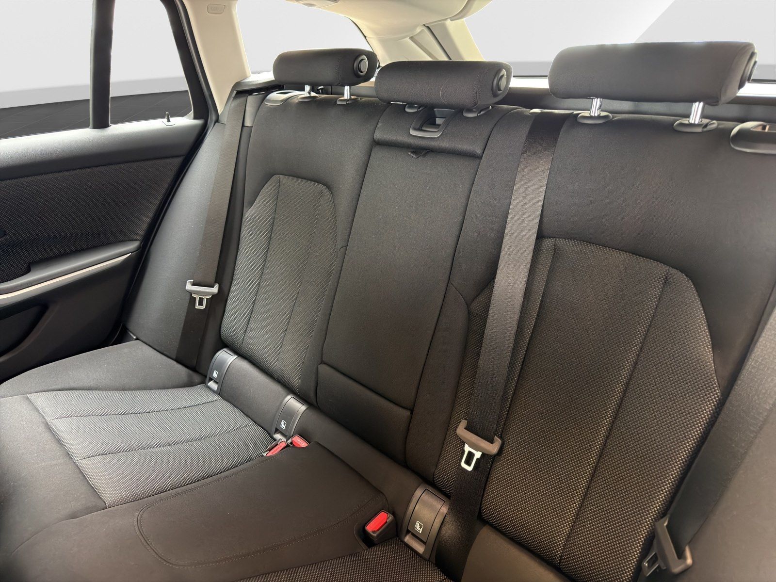 BMW 318 - Bild 11